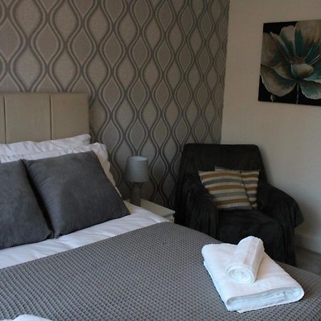Haven - Spacious Luxury Home Perfect For Families, Couples And Contractors! 5Mins To Xscape And Junction 32! Castleford Zewnętrze zdjęcie
