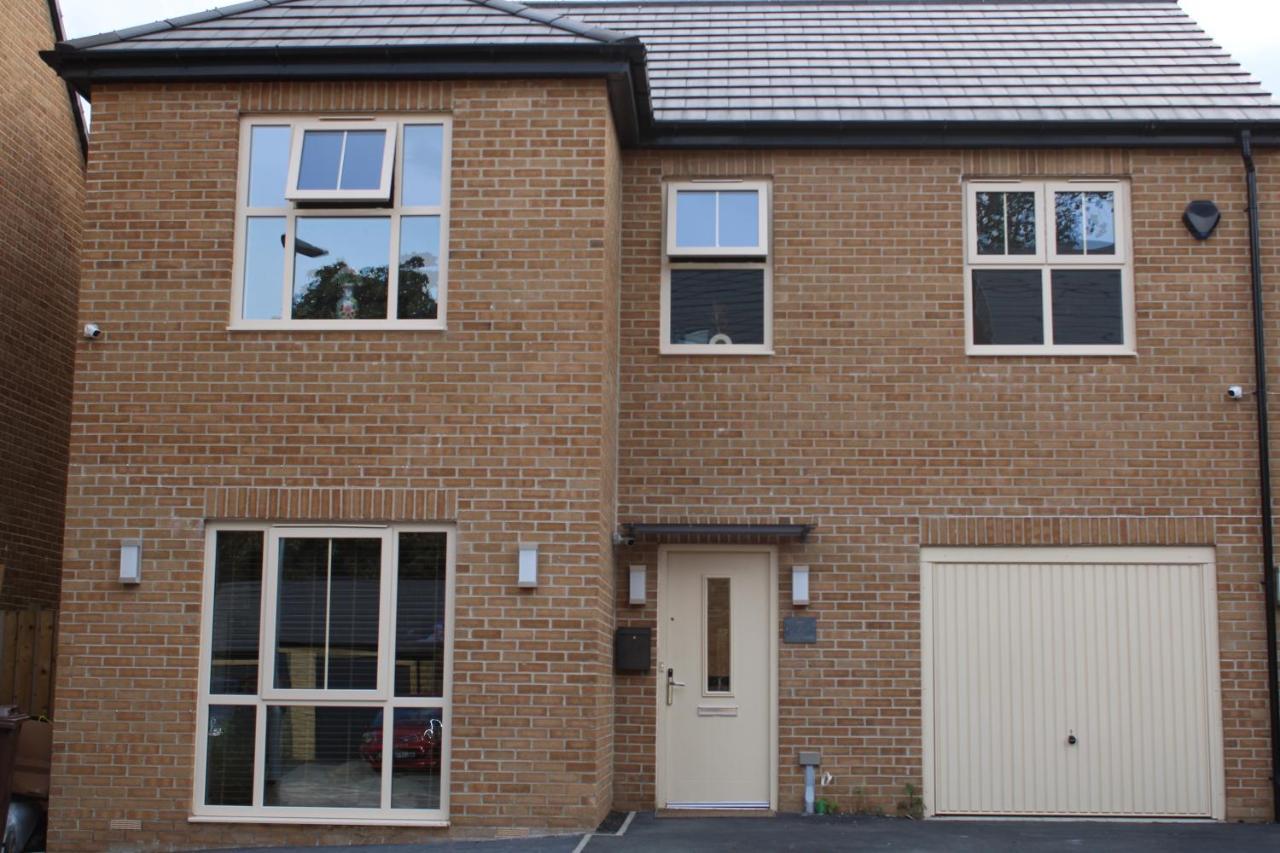 Haven - Spacious Luxury Home Perfect For Families, Couples And Contractors! 5Mins To Xscape And Junction 32! Castleford Zewnętrze zdjęcie