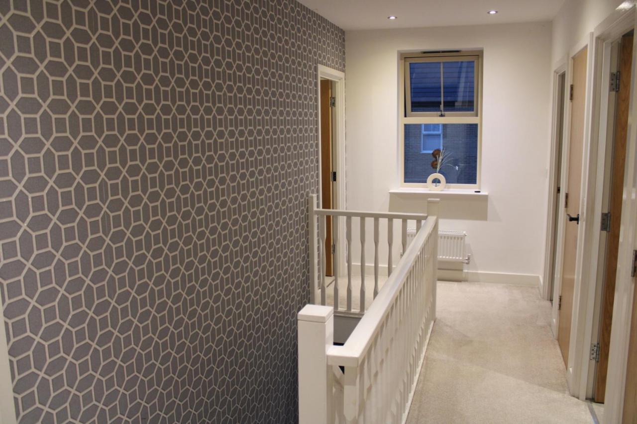 Haven - Spacious Luxury Home Perfect For Families, Couples And Contractors! 5Mins To Xscape And Junction 32! Castleford Zewnętrze zdjęcie